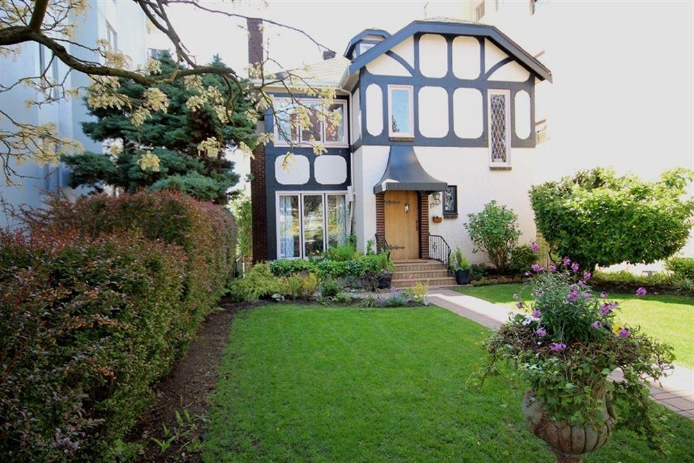 The English Bay Inn Langley Exterior photo